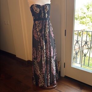 BCBG MaxAzria maxi chiffon floral dress excellent condition size 8